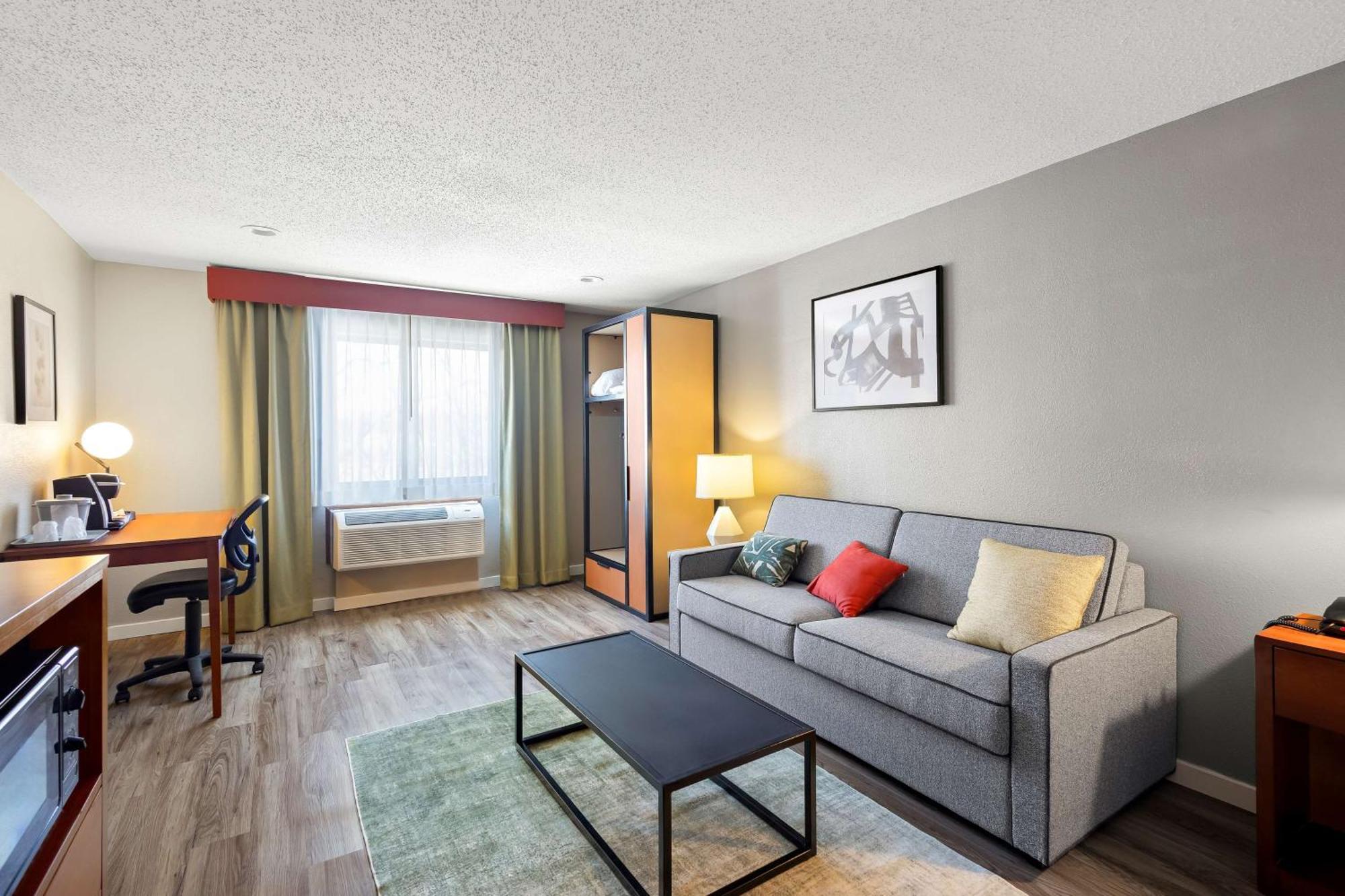 Best Western Fremont Angola I-80 90 Toll Road Екстериор снимка