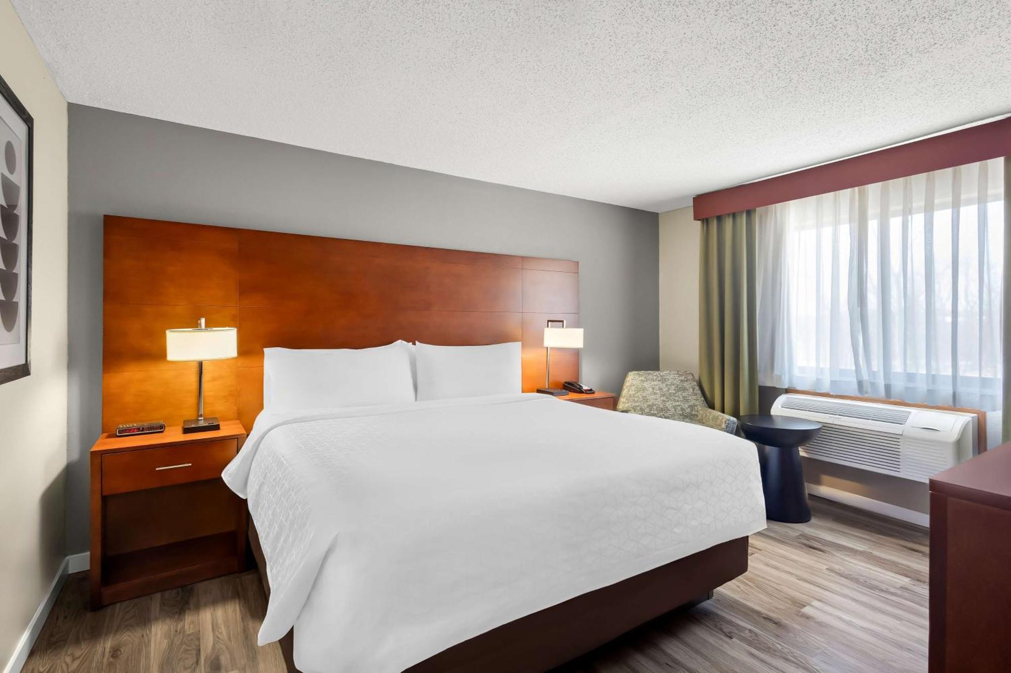 Best Western Fremont Angola I-80 90 Toll Road Екстериор снимка