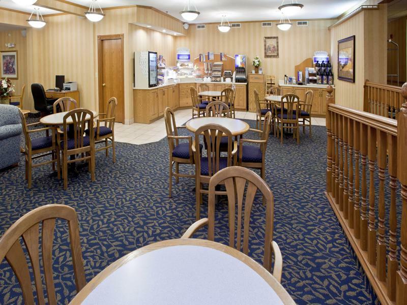 Best Western Fremont Angola I-80 90 Toll Road Екстериор снимка